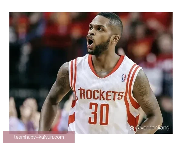 底特律活塞大胜亚特兰大老鹰比分悬殊显现强势攻防能力